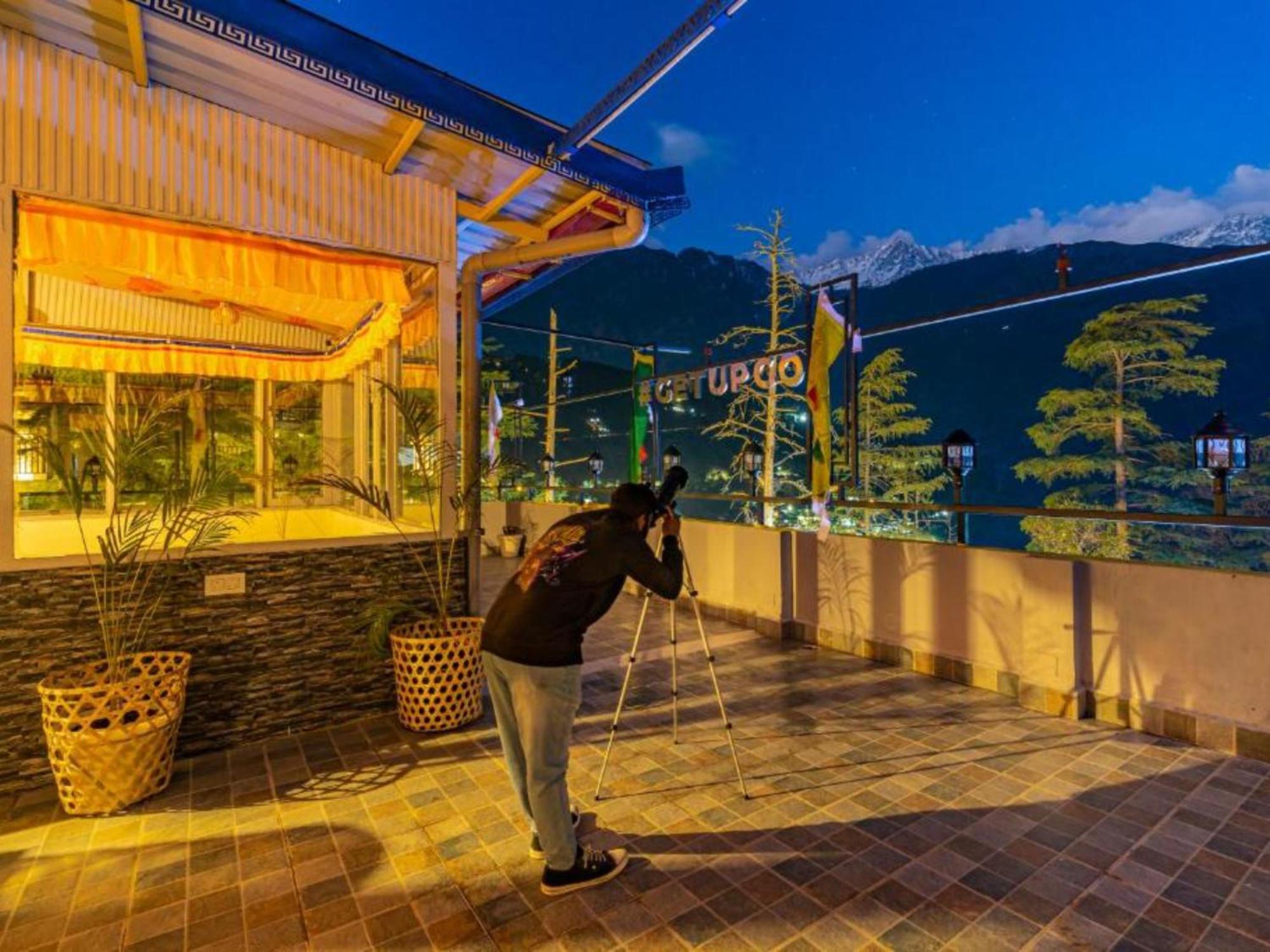 The Hosteller Mcleodganj, Mall Road McLeod Gandzs Kültér fotó