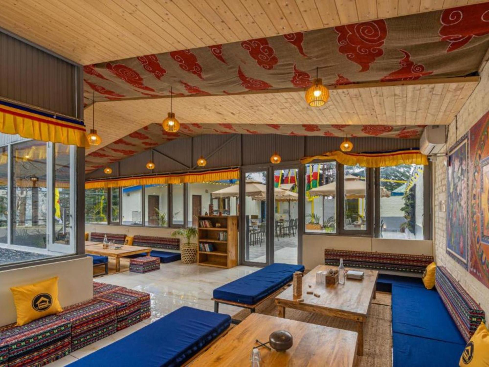 The Hosteller Mcleodganj, Mall Road McLeod Gandzs Kültér fotó