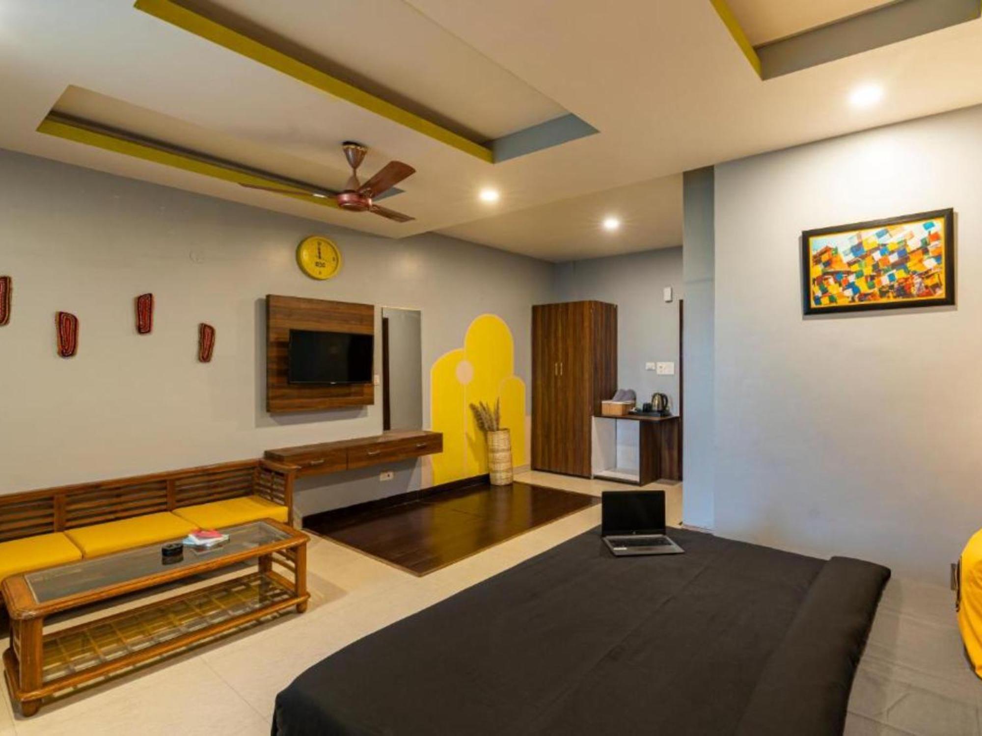 The Hosteller Mcleodganj, Mall Road McLeod Gandzs Szoba fotó