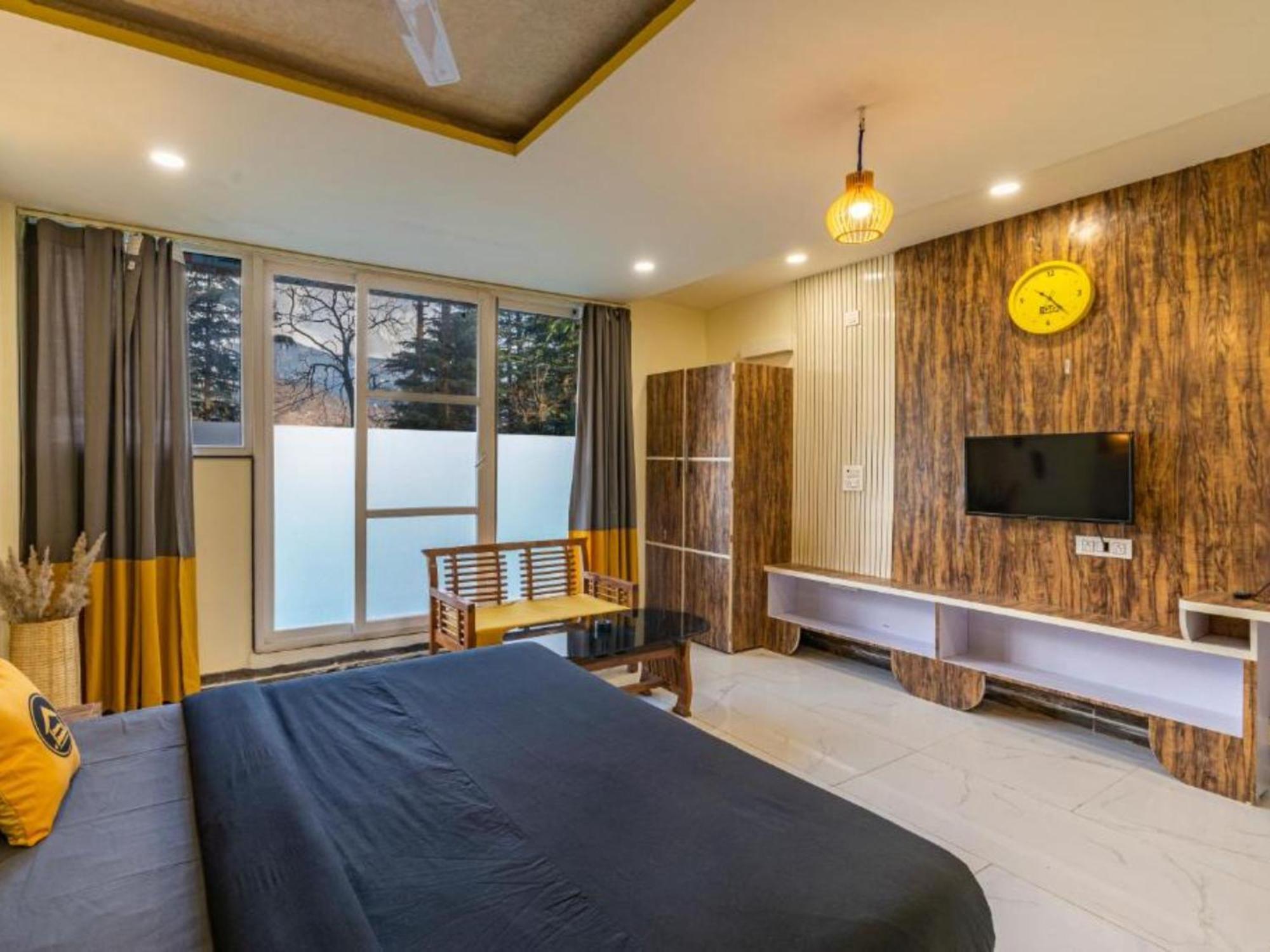 The Hosteller Mcleodganj, Mall Road McLeod Gandzs Szoba fotó